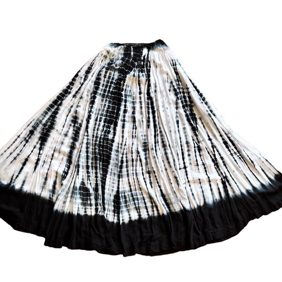 Tie dye long skirt - Picture 3 of 5